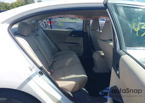 2015 Honda Accord Lx z USA, uszkodzony, nr VIN 1HGCR2F37FA028429